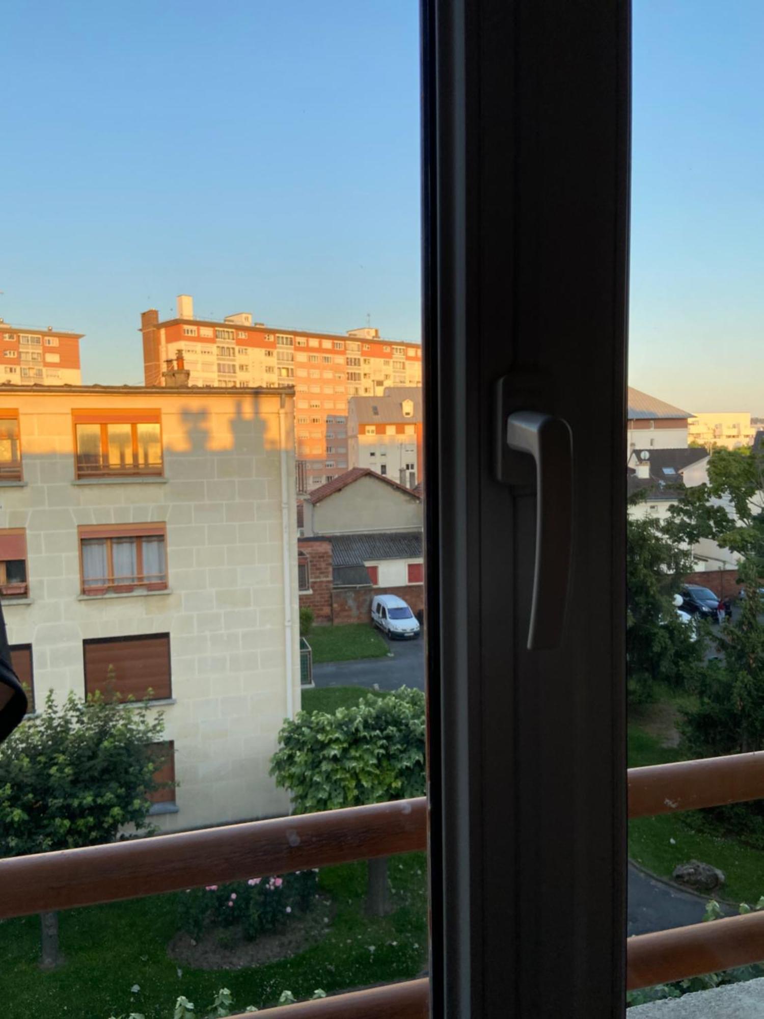 Chambre Double Cosy Aux Portes De Paris Drancy Extérieur photo